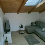 Loviste Apartments شقة