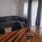 Loviste Apartments * Lovište