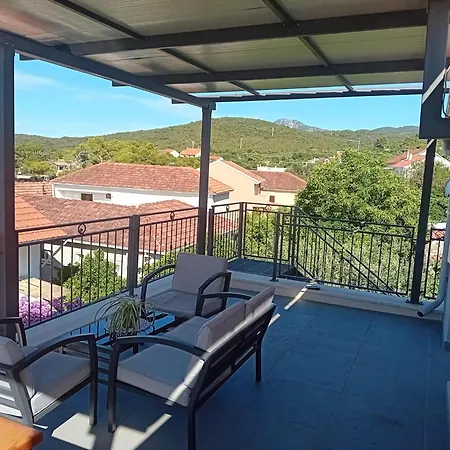 Apartman Loviste Apartments Lovište