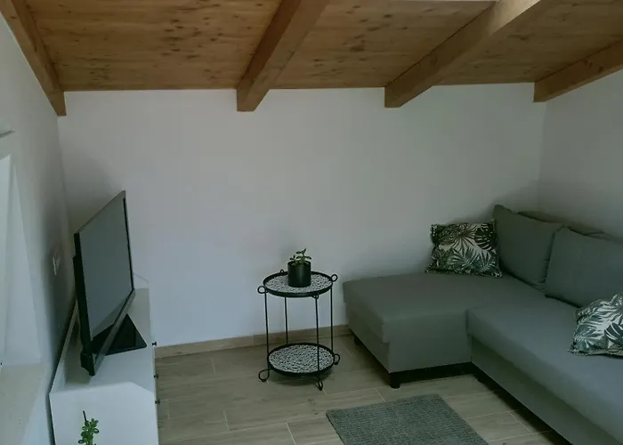 Loviste apartments Apartamento