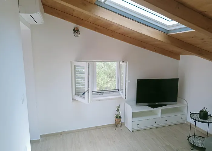 Loviste Apartments Apartment *