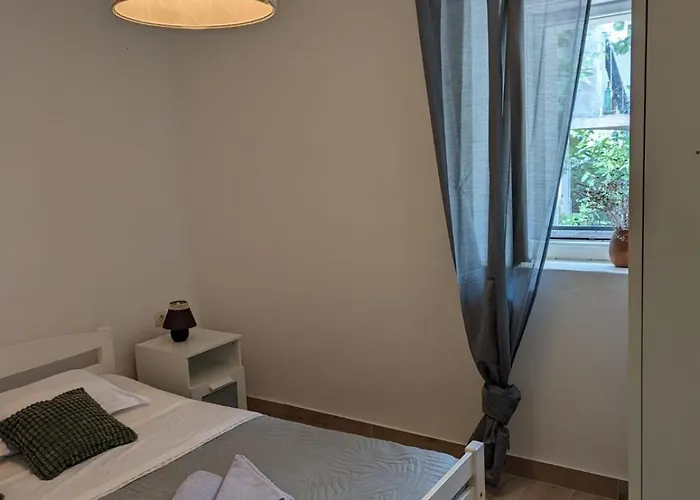 Loviste Apartments Apartment Loviste