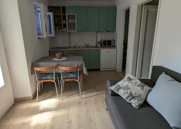 Loviste Apartments * Loviste