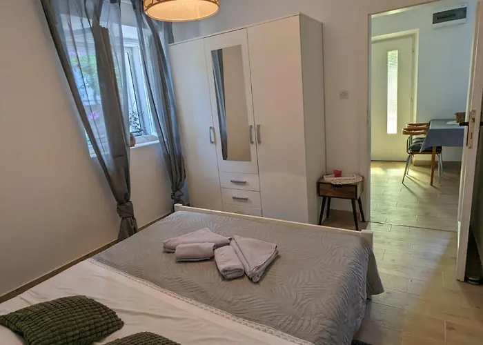 Loviste apartments Apartamento *