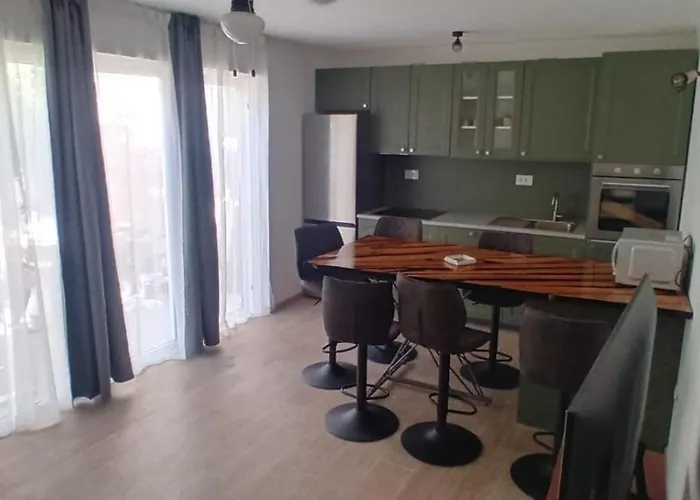 Loviste apartments *